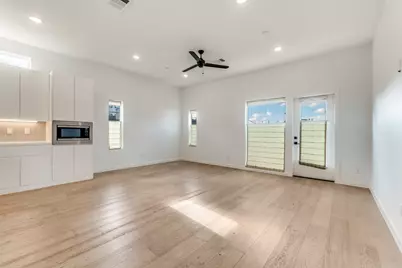 1505 N Garrett Avenue #105, Dallas, TX 75206 - Photo 5