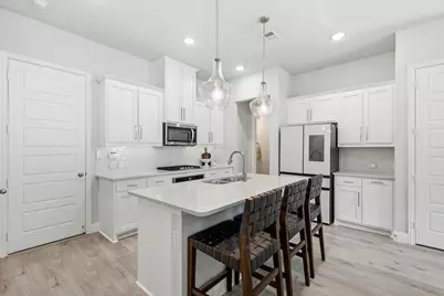 12952 Wymeth Drive, Farmers Branch, TX 75234 - Photo 9