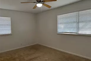 33 Somerset Terrace, Bedford, TX 76022 - Photo 15