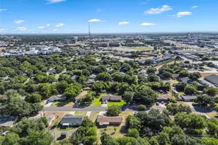 316 Cranbrook Dr, Woodway, TX 76712 - Photo 37