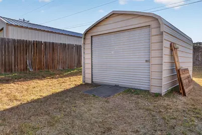 304 Edgehill Road, Joshua, TX 76058 - Photo 25