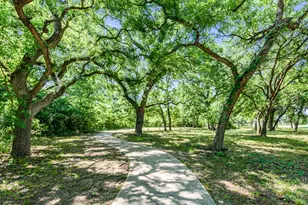 1016 Birkdale Dr, Justin, TX 76247 - Photo 13