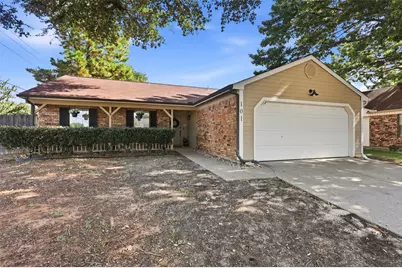 101 Clove Lane, Euless, TX 76039 - Photo 7