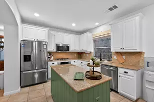 1128 Wilson Dr, Lantana, TX 76226 - Photo 7