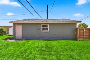 3026 Rilla Dr, Garland, TX 75041 - Photo 27