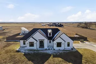 8410 County Rd 301, Grandview, TX 76050 - Photo 3