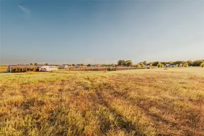246 Hcr 1450 N, Covington, TX 76636 - Photo 27