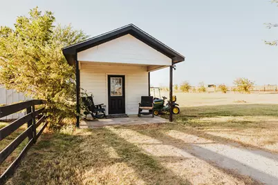 246 Hcr 1450 N, Covington, TX 76636 - Photo 15