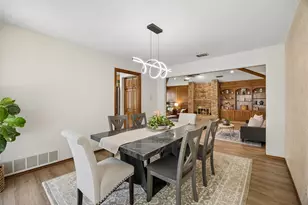 902 Briarcliff Ct, Arlington, TX 76012 - Photo 7