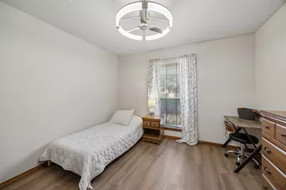 902 Briarcliff Court, Arlington, TX 76012 - Photo 23