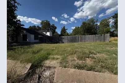 713 E Jefferson Street, Waxahachie, TX 75165 - Photo 1