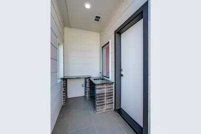 708 W 9th Street #103, Dallas, TX 75208 - Photo 29