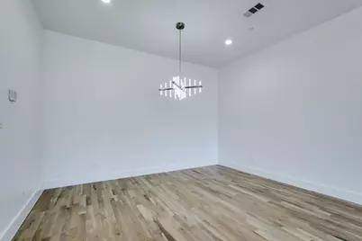 708 W 9th Street #103, Dallas, TX 75208 - Photo 5