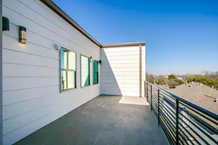 708 W 9th St, Dallas, TX 75208 - Photo 31