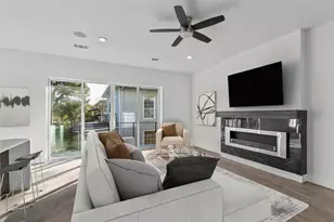 708 W 9th St, Dallas, TX 75208 - Photo 9