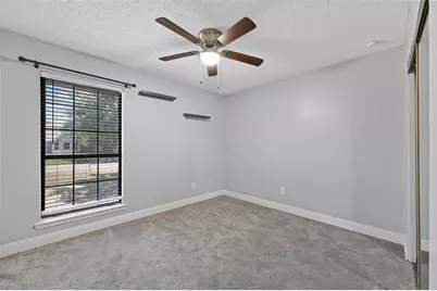 2530 Seven Hills Drive, Grand Prairie, TX 75052 - Photo 15
