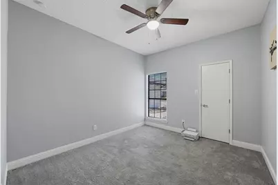2530 Seven Hills Drive, Grand Prairie, TX 75052 - Photo 13