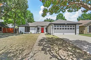 2530 Seven Hills Dr, Grand Prairie, TX 75052 - Photo 1