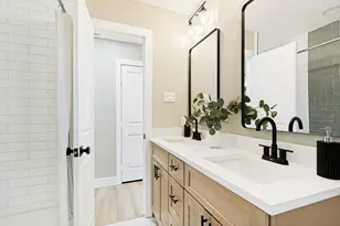 9410 Creel Creek Dr, Dallas, TX 75228 - Photo 21