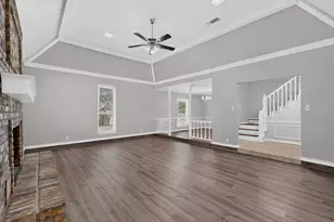 1380 Green Hills Ct, Duncanville, TX 75137 - Photo 9