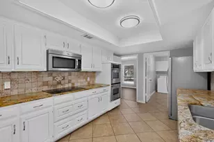1380 Green Hills Ct, Duncanville, TX 75137 - Photo 11