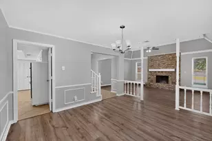 1380 Green Hills Ct, Duncanville, TX 75137 - Photo 17