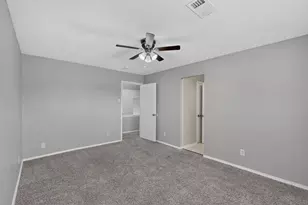 1380 Green Hills Ct, Duncanville, TX 75137 - Photo 33