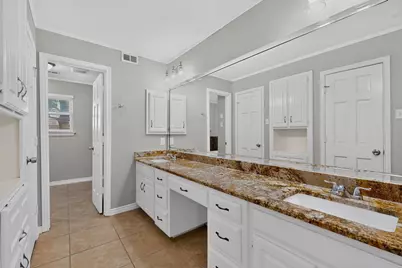 1380 Green Hills Court, Duncanville, TX 75137 - Photo 21