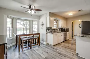 1304 Augusta Rd, Benbrook, TX 76126 - Photo 5