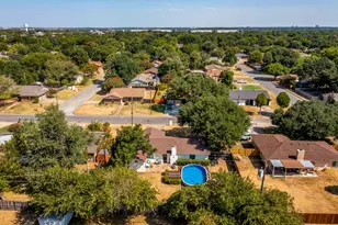 1304 Augusta Rd, Benbrook, TX 76126 - Photo 17