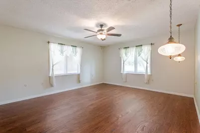 2136 Hayes Road, Mineral Wells, TX 76067 - Photo 17
