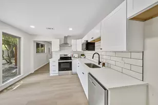 1218 Thomas St, Denton, TX 76201 - Photo 7