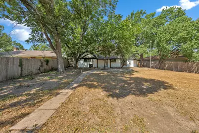 1218 Thomas Street, Denton, TX 76201 - Photo 39