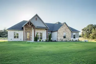 141 Prairie Winds Dr, Poolville, TX 76487 - Photo 1