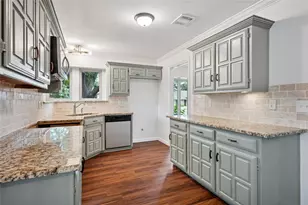 5502 Coronado Dr, Garland, TX 75043 - Photo 9