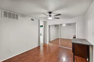 2300 Bamboo Dr, Arlington, TX 76006 - Photo 7