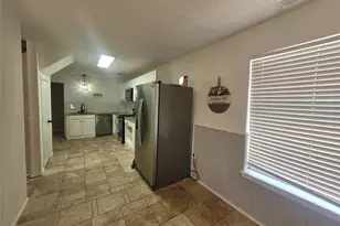 1921 Pelican Dr N, Pelican Bay, TX 76020 - Photo 9