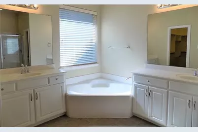 10320 Cochron Drive, McKinney, TX 75072 - Photo 9