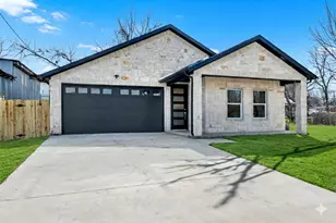 2821 Morse St, Greenville, TX 75401 - Photo 1