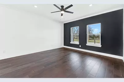 2821 Morse Street, Greenville, TX 75401 - Photo 9