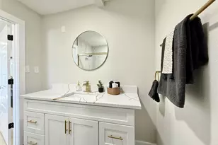 1201 Forester Dr, Dallas, TX 75216 - Photo 21
