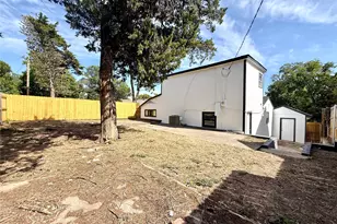 1201 Forester Dr, Dallas, TX 75216 - Photo 31