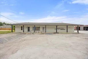 1409 Barnard St, Glen Rose, TX 76043 - Photo 1