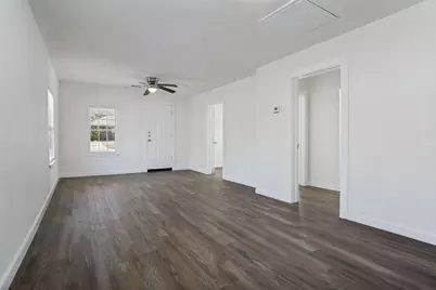 419 N Crawford Street, Denton, TX 76209 - Photo 3