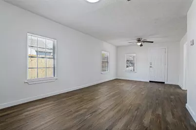 419 N Crawford Street, Denton, TX 76209 - Photo 5