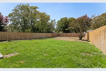 419 N Crawford Street, Denton, TX 76209 - Photo 29