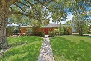 1818 Sara Ln, Richardson, TX 75081 - Photo 1