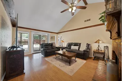 1818 Sara Lane, Richardson, TX 75081 - Photo 7