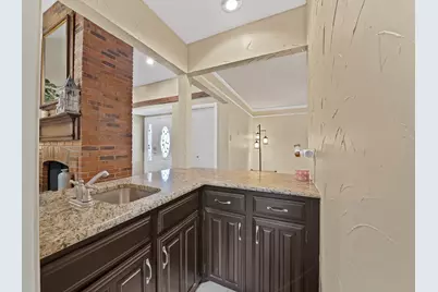 1818 Sara Lane, Richardson, TX 75081 - Photo 11