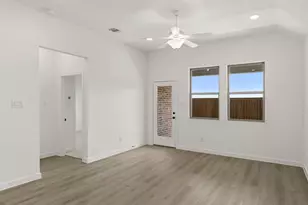 3643 Castle Dr, Celina, TX 75009 - Photo 17